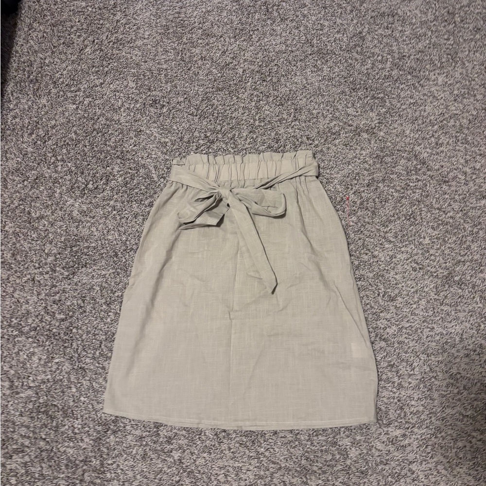 Elegant Khaki Women's Skirt